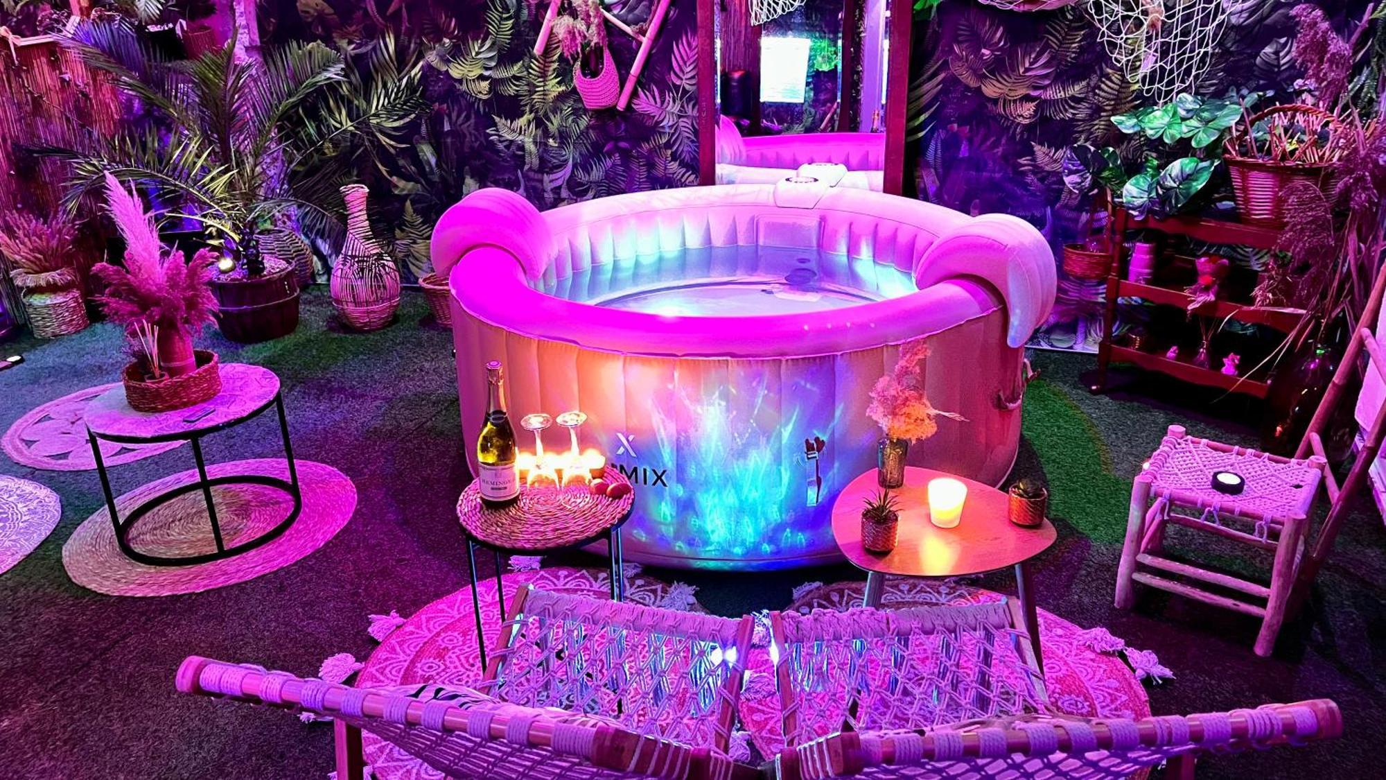 Un Mirage Tropical En Bord De Loire, Love Et Detente Saint-Clément-des-Levées Buitenkant foto